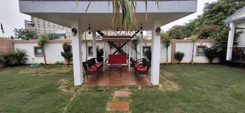 Gurugram House | Courtyard By Palm -3BKH Mini Farm House