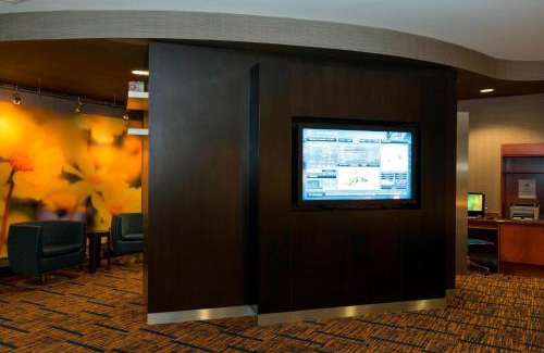 West Chester Hotel | Courtyard Cincinnati North at Union Centre