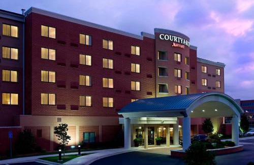 West Chester Hotel | Courtyard Cincinnati North at Union Centre