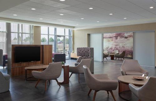 Aurora Hotel | Courtyard Denver Aurora