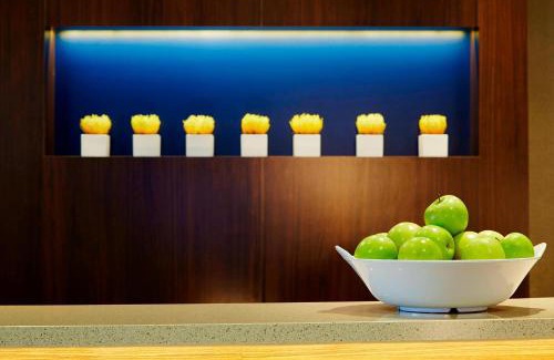 Meridian Hotel | Courtyard Denver South Park Meadows Mall