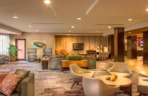Greensboro Hotel | Courtyard Greensboro Airport