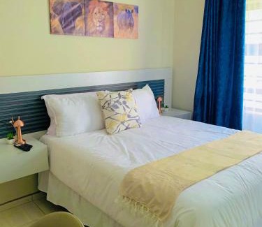 Gaborone House | CouzyDreams Guesthouse