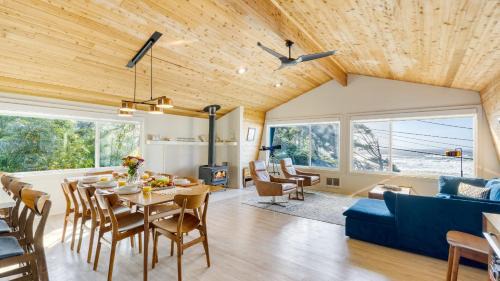 Arch Cape House | Cove Keep by AvantStay Stunning Ocean Views Designed for Groups