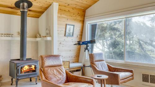 Arch Cape House | Cove Keep by AvantStay Stunning Ocean Views Designed for Groups