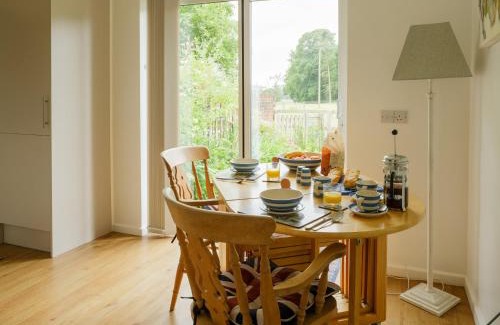 Diss House | Covert Cottage