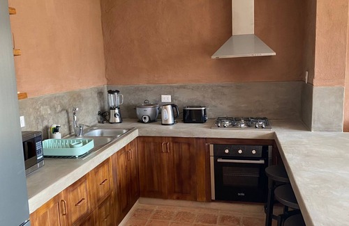 Huayllabamba Ski Chalet | Cozi house with fireplace overlooking the Sacred Valley of the Incas