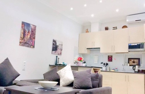 Vake Apartment | #CoziApartment near the tennis courts MZIURI