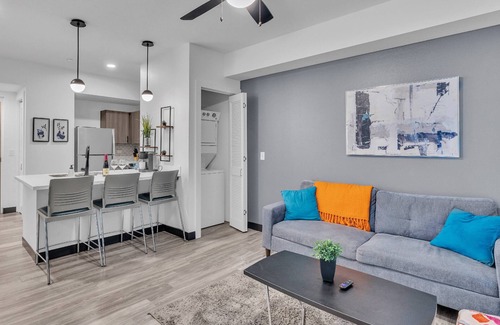 Zephyrhills West Apartment | Cozy 1 BDR Condo with access to Pickleball, Padel, Tennis, Wellness Center and nearby Golf!