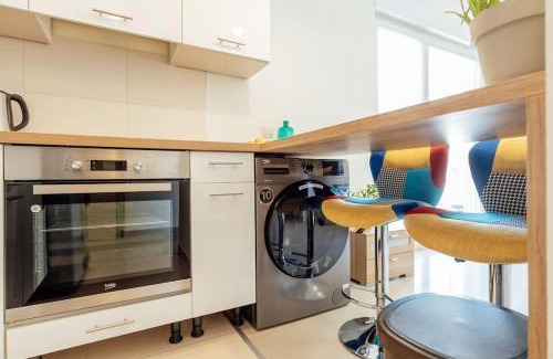 Risan Apartment | Cozy 1 bed apt with front row views of the sea