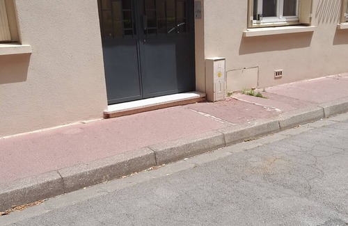 Lemasson Apartment | Cozy 1-bedroom 23 m2 apartment in delightful Montpellier with WiFi