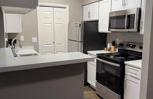 Rancho Oakey Apartment | Cozy 1-bedroom apartment in enchanting Las Vegas with WiFi, AC