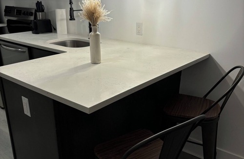 Elizabeth Apartment | Cozy 1-bedroom apt. in peaceful Elizabeth with fitness room, WiFi 6min from ewr