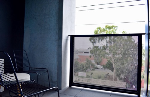 South Melbourne Apartment | Cozy 1-Bedroom Unit in South Melbourne