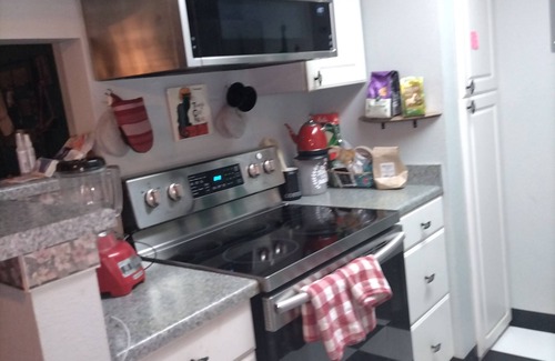 Windsor Condo | Cozy 1-bedroom condo in awesome Denver with WiFi, AC