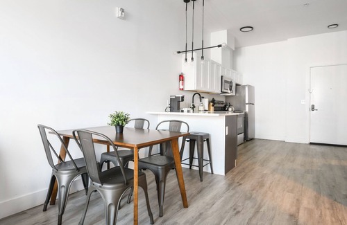 Elizabeth Apartment | Cozy 1BR next to EWR 2603