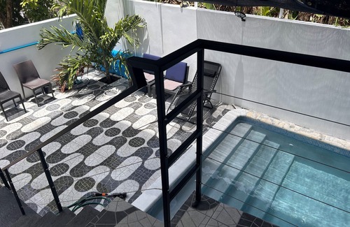 Runaway Bay Apartment | Cozy 2-bedroom apartment in beautiful Runaway Bay