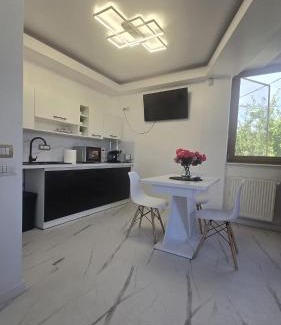 Sector 1 Apartment | Cozy 2-Bedroom Apartment with Private Balcony- SELF CHECK-IN