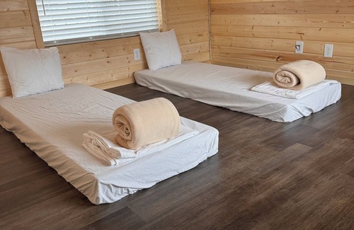 Moab South Valley Cabin | Cozy 2-bedroom cabin #106 in awesome Moab with AC, Wi-Fi