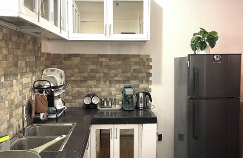 Tarlac House | Cozy 2-bedroom house in welcoming Tarlac with pool access