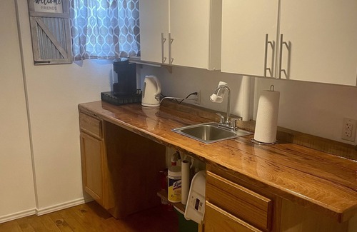 Jones Mills Apartment | Cozy 2 BR with Rec room, 14 mi to downtown Hot Springs and 7 mi from I-30