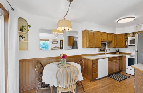 Rose Park House | Cozy 2BD Home minutes from heart of Missoula - fenced backyard great for dogs!