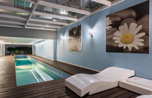 Hipodromo Condesa Apartment | COZY 2BR 2-floor Wi-Fi 500Mbps Air-Conditioning Pool Gym CONDESA