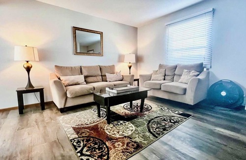 St. Robert House | Cozy 2BR: 5 Min to Fort Leonard Wood