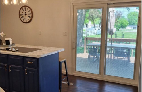 Arthur House | Cozy 3 bedroom home! Located in the heart of Arthur, Illinois