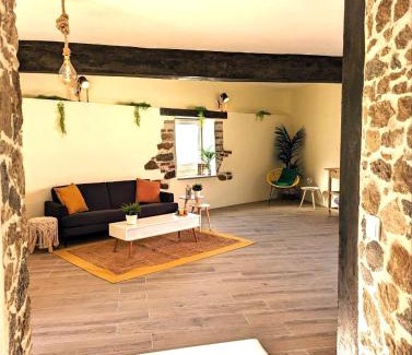 Sobral House | Cozy 3 BR Home - Close to Beach