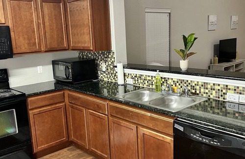 Manor House | Cozy 4 Bedrooms Home In Austin Tx 30 mins From Downtown Austin