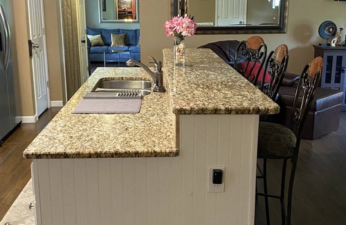 Ashland City House | Cozy 7 Bed Home 30min from City sleeps 10 ppl