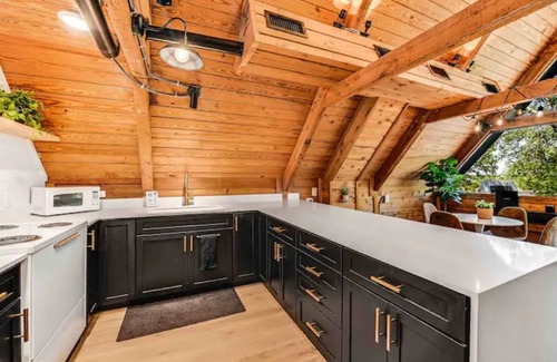 Point Pedernales Cabin | Cozy A-Frame Cabin