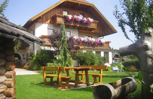 Mauterndorf Apartment | Cozy accommodation just 5 minutes from the ski and hiking experience