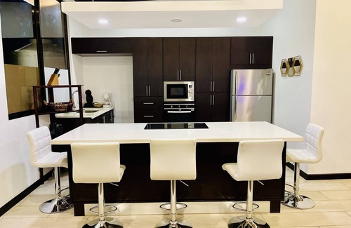 Guacima Villa | Cozy and comfy private Villa w/hot tub, King + Queen Beds & Resort amenities