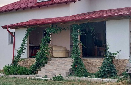 Vranesti House | Cozy and modern house