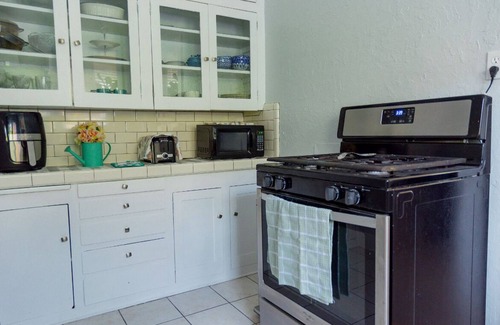 Eastside Apartment | Cozy and Peaceful Get-a-way Home