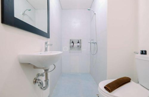 Tajur Halang Apartment | Cozy and Restful Studio LRT City Sentul - Royal Sentul Park Apartment By Travelio