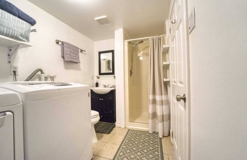 Hammonds Plains Apartment | Cozy apartment in enchanting Hammonds Plains with everyting you need.