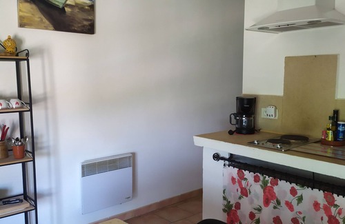 Salavas Apartment | Cozy apartment for 2 people