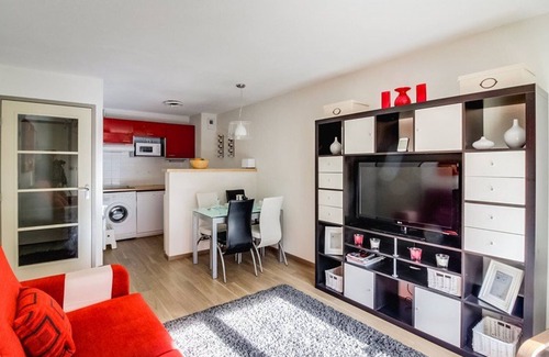 Sers Apartment | Cozy apartment for 6 with wifi, parking, and balcony in Barèges