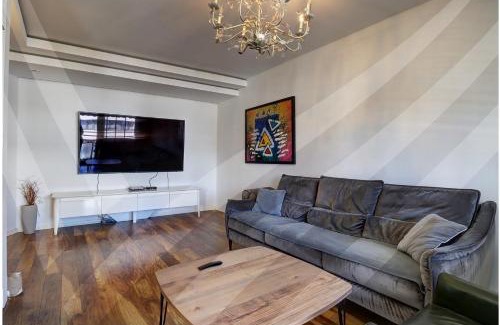 Matiçan Apartment | Cozy Apartment in City Center and Heart of Prishtina
