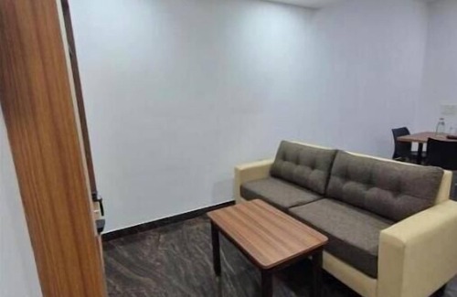 Dindigul House | Cozy apartment in nice Dindigul with AC, WiFi/Mymoon service apartment