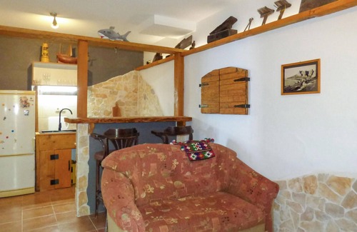 Borak Apartment | Cozy apartment in Omis with WiFi