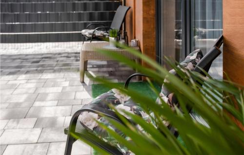 Zator Apartment | Cozy Apartment In Zator With Wifi