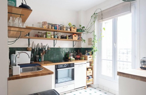 Quartier de la Chapelle Apartment | Cozy apartment near Goutte d'Or