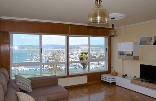 Souto Apartment | Cozy apartment with views in Sada