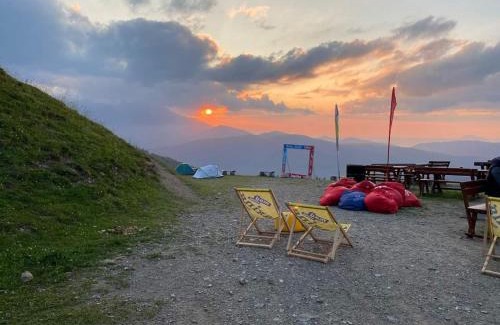 Azuga House | Cozy Attic Azuga