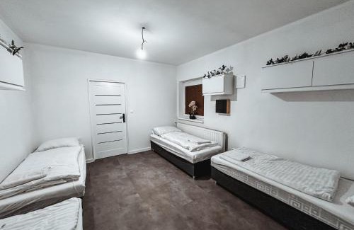 Salkova House | Cozy B&B Home