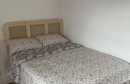 Marsh Harbour Bed & Breakfast | Cozy B&B with WiFi and AC in Serene Marsh Harbour